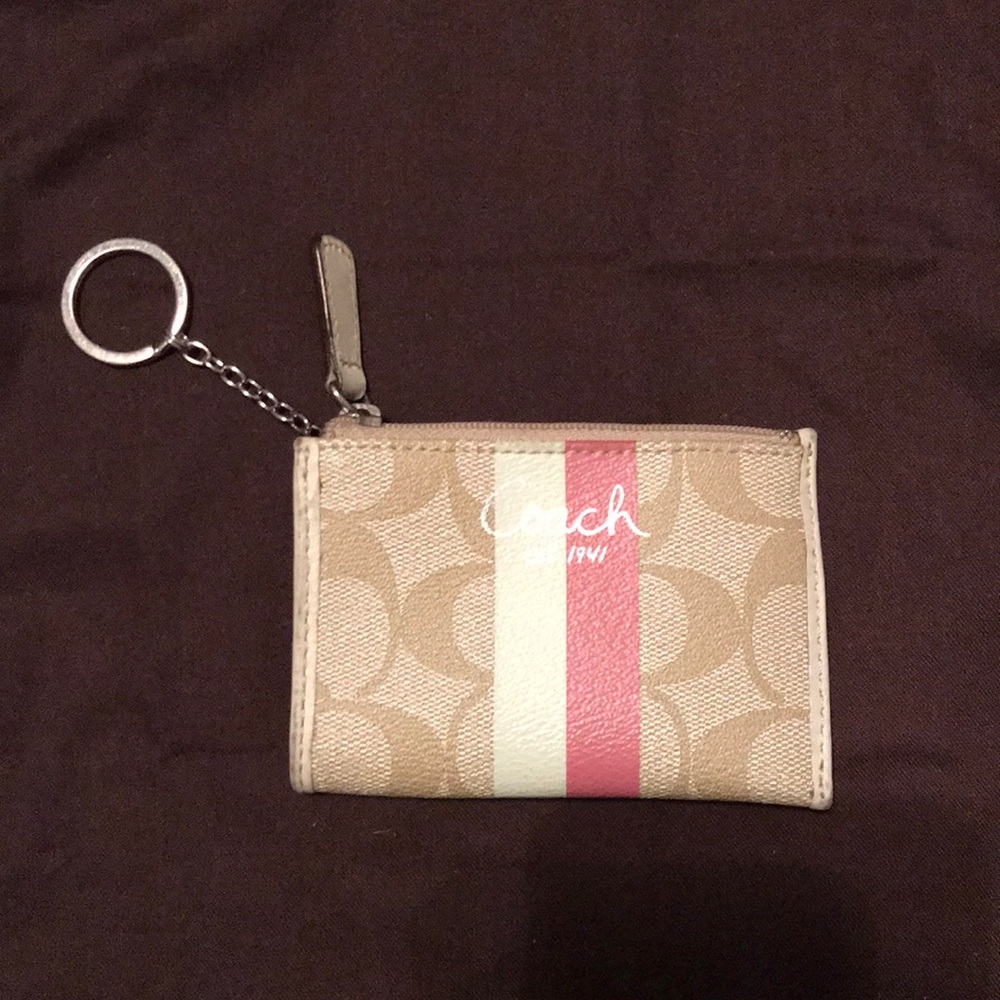 Authentic Coach card holder with key ring
